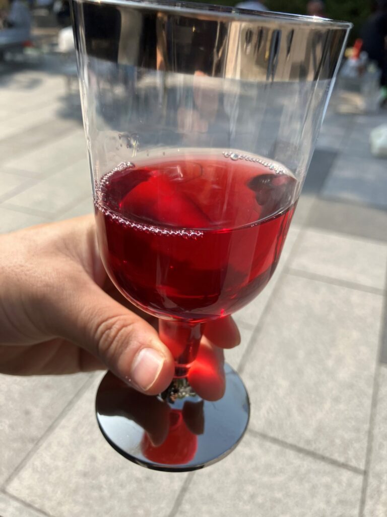 山野峡大田ワイナリーのキャンベル・アーリーの赤ワイン